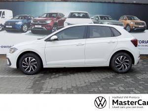 Volkswagen Polo hatch 1.0TSI Life manual - Image 3