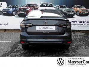 Volkswagen Polo sedan 1.6 manual - Image 4