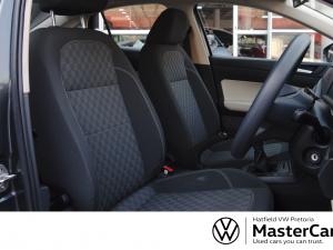 Volkswagen Polo sedan 1.6 manual - Image 8