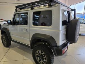 Suzuki Jimny 1.5 GLX AllGrip 3-door manual - Image 4