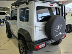 Suzuki Jimny 1.5 GLX AllGrip 3-door manual - Image 8
