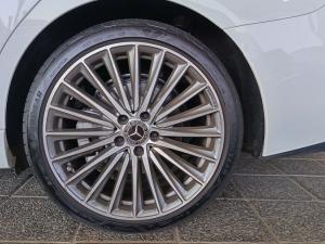Mercedes-Benz C-Class C220d AMG Line - Image 3