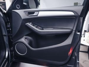 Audi Q5 2.0TDI S quattro auto - Image 12
