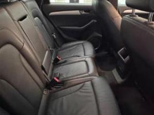 Audi Q5 2.0TDI S quattro auto - Image 13