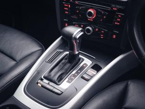 Audi Q5 2.0TDI S quattro auto - Image 23