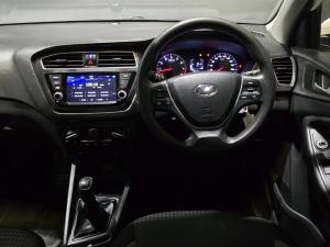 Hyundai i20 1.2 Motion - Image 11