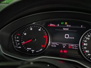 Audi A4 35TDI S line - Image 17