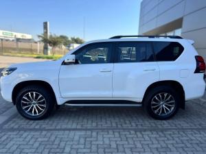Toyota Land Cruiser Prado 2.8GD VX-L - Image 5