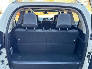 Toyota Land Cruiser Prado 2.8GD VX-L - Image 8