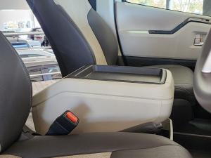 Toyota Quantum 2.8 LWB bus 11-seater GL - Image 22