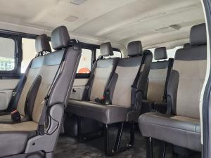 Toyota Quantum 2.8 LWB bus 11-seater GL - Image 25