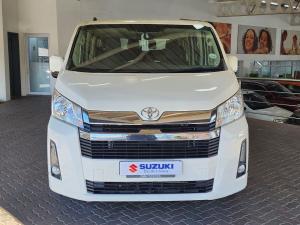 Toyota Quantum 2.8 LWB bus 11-seater GL - Image 5