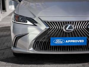 Lexus ES 250 EX - Image 2