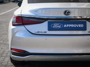 Lexus ES 250 EX - Image 6