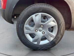 Renault Kwid 1.0 Techno manual - Image 9