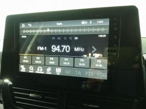 Mahindra XUV 3XO 1.2T MX2 auto - Image 22