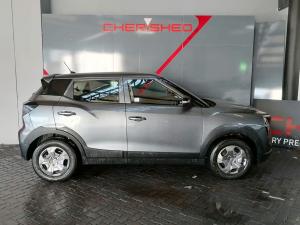 Mahindra XUV 3XO 1.2T MX2 auto - Image 5