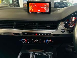 Audi Q7 45TDI quattro - Image 12