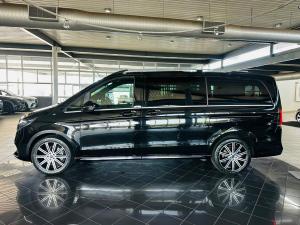 Mercedes-Benz V-Class V300d Exclusive - Image 15