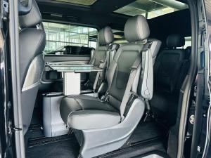 Mercedes-Benz V-Class V300d Exclusive - Image 7