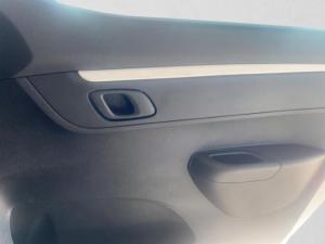 Renault Kwid 1.0 Climber auto - Image 9