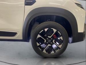 Renault Kiger 1.0T Iconic auto - Image 11