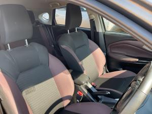 Toyota Starlet Cross 1.5 XR manual - Image 17