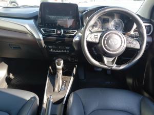 Toyota Starlet Cross 1.5 XR auto - Image 6