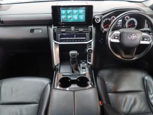 Toyota Land Cruiser 300 3.3D GX-R - Image 6
