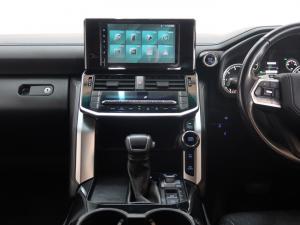 Toyota Land Cruiser 300 3.3D GX-R - Image 15