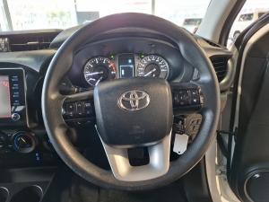 Toyota Hilux 2.4GD-6 double cab 4x4 Raider X auto - Image 8
