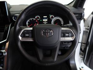 Toyota Land Cruiser 300 3.3D GX-R - Image 8