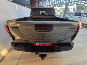 Toyota Hilux 2.8GD-6 double cab SRX 4x4 - Image 5