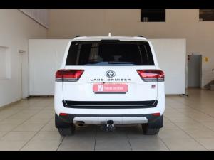 Toyota Land Cruiser 300 3.5T GR-Sport - Image 5