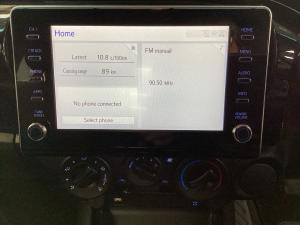 Toyota Hilux 2.8GD-6 Xtra cab Legend auto - Image 13