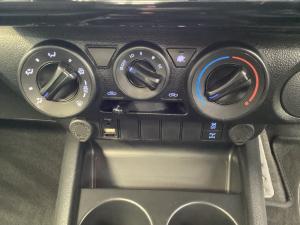 Toyota Hilux 2.8GD-6 Xtra cab Legend auto - Image 15