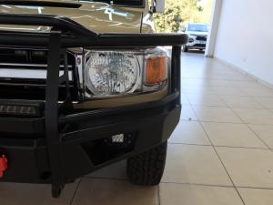 Toyota Land Cruiser 79 4.5D-4D LX V8 single cab - Image 21