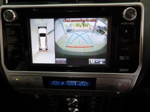 Toyota Land Cruiser Prado 3.0DT VX - Image 14