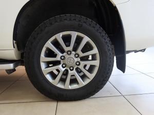 Toyota Land Cruiser Prado 3.0DT VX - Image 21