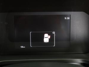 Toyota Hilux 2.8GD-6 double cab Raider 4x4 - Image 11