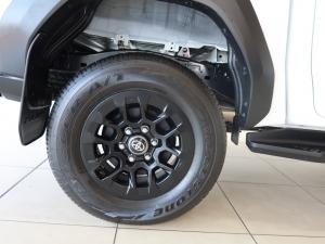 Toyota Hilux 2.8GD-6 double cab Raider 4x4 - Image 21
