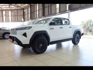 Toyota Hilux 2.8GD-6 double cab Raider 4x4 - Image 23