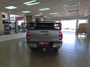 Toyota Hilux 2.4GD-6 Xtra cab Raider manual - Image 5