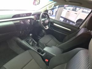 Toyota Hilux 2.4GD-6 Xtra cab Raider manual - Image 7