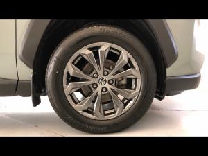 Toyota RAV4 2.5 Hybrid GX-R E-Four - Image 17