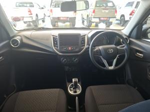 Toyota Vitz 1.0 XR auto - Image 6