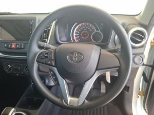 Toyota Vitz 1.0 XR auto - Image 8