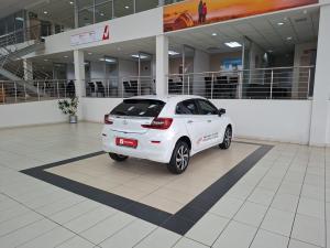 Toyota Starlet 1.5 XS auto - Image 2