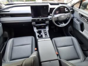 Toyota RAV4 2.5 VX Hybrid CVT E-FOUR - Image 6