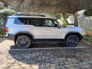 Toyota Prado TX 2.8GD automatic - Image 3